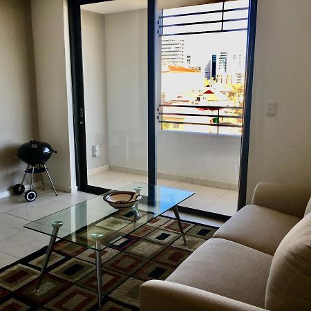 City Junction Apartman Windhoek Kültér fotó