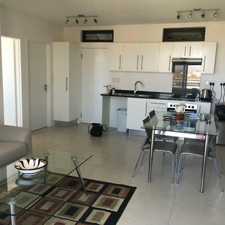 City Junction Apartman Windhoek Kültér fotó