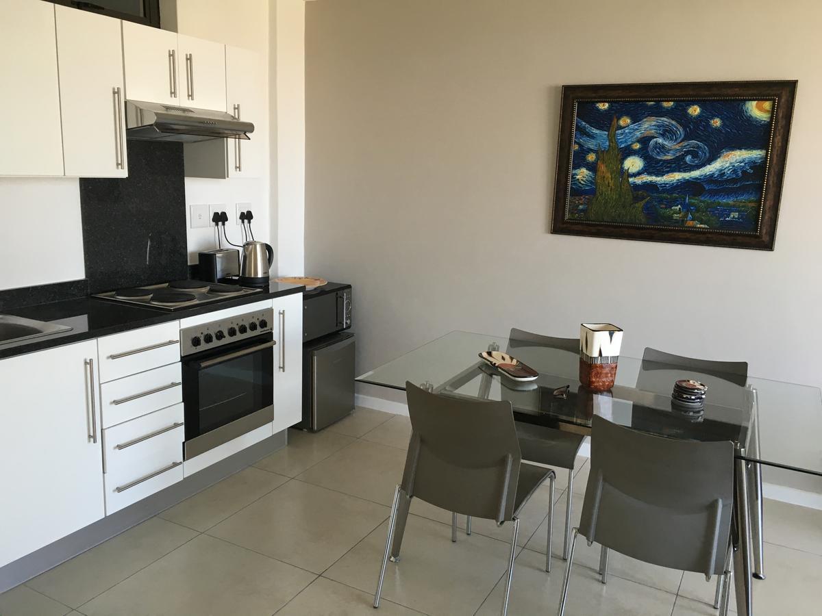 City Junction Apartman Windhoek Kültér fotó